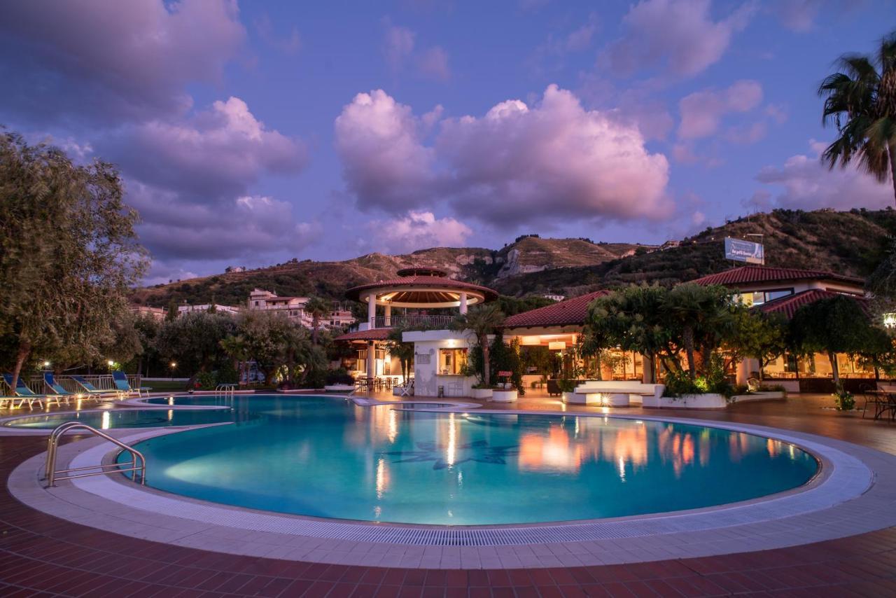 Villaggio La Pizzuta Parghelia Esterno foto