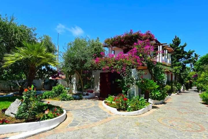 Villaggio La Pizzuta Parghelia Esterno foto